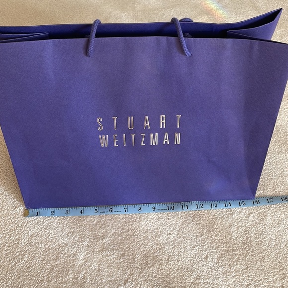 Stuart Weitzman shopper - Picture 11 of 11